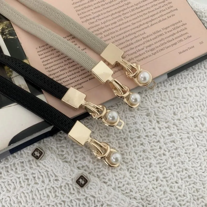 Retro Solid Color Pu Leather Alloy Plating Inlay Pearl Women's Leather Belts