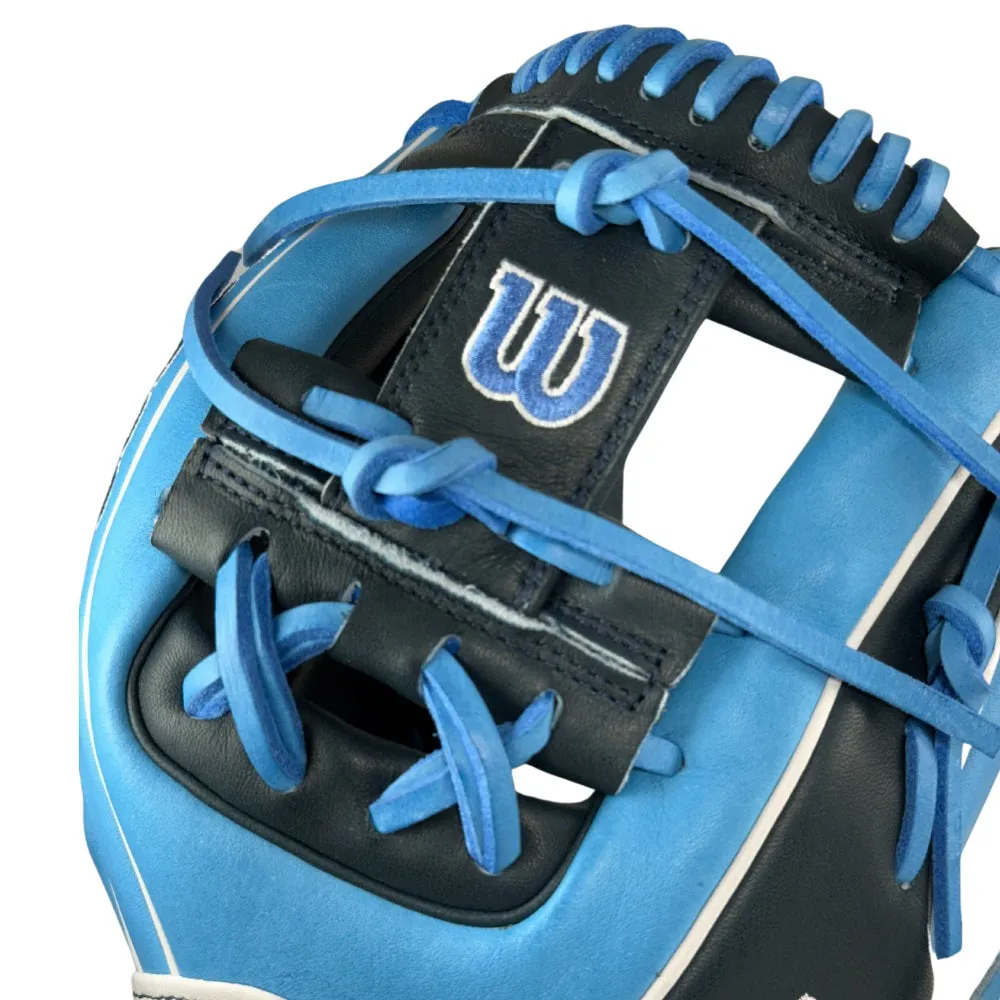 Wilson Custom A2000 1786 11.5" Infield Glove: Sky Blue and Navy