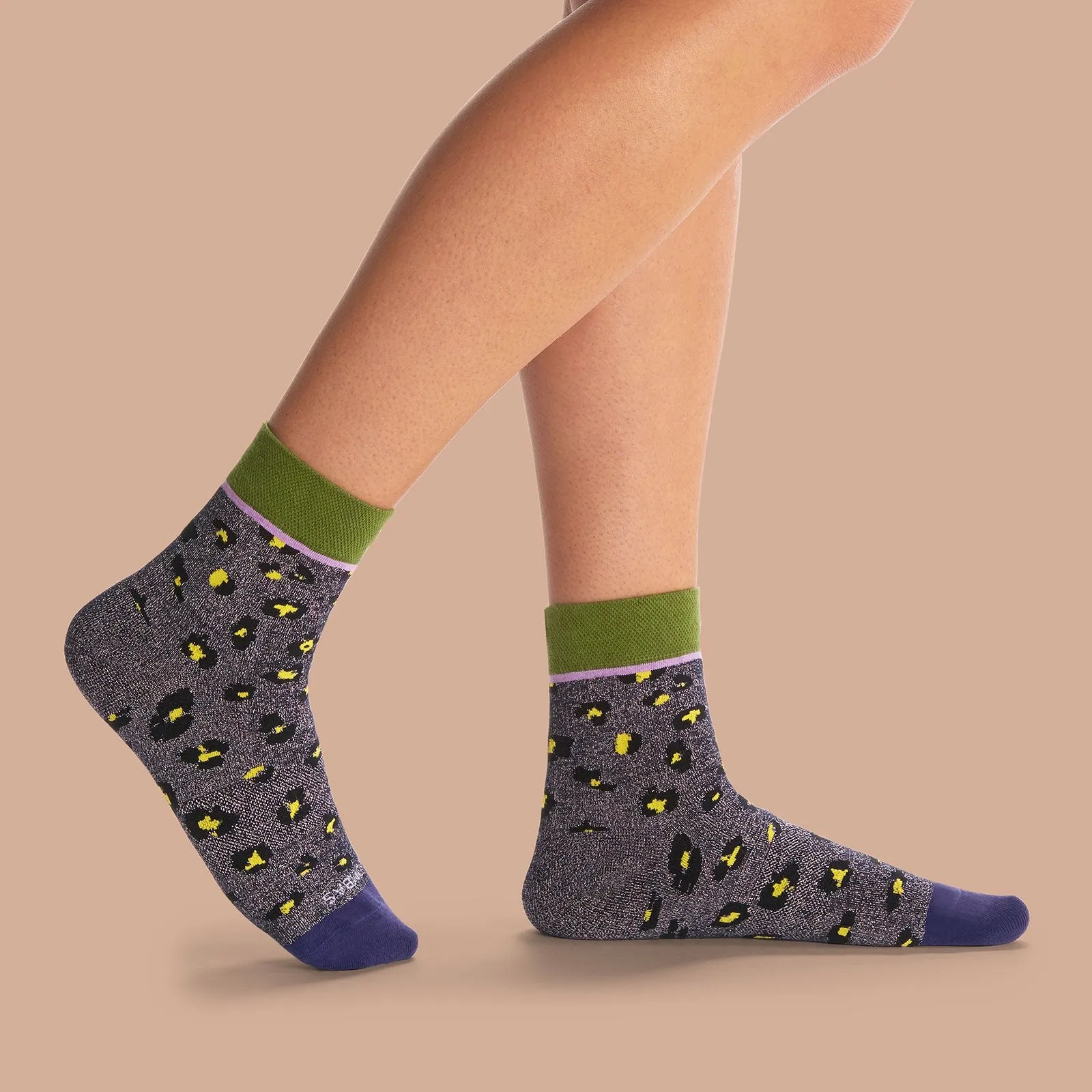 Women's Lightweight Sparkle Leopard Quarter Socks